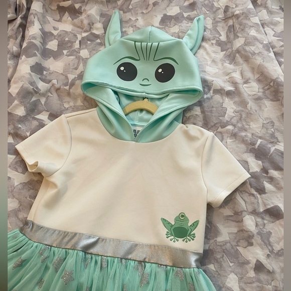 Star Wars Girls 10/12 Dress - Picture 4 of 6